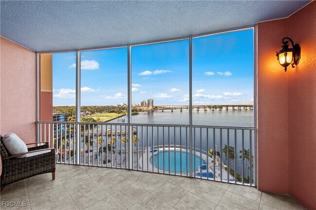 Building Photo - 2745 First St