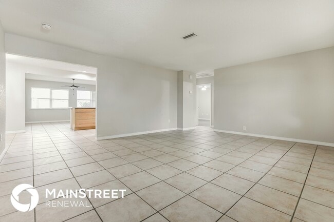 Building Photo - 382 Sunnyside Dr