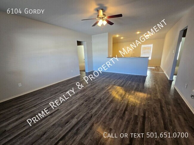Building Photo - 6104 Gordy-