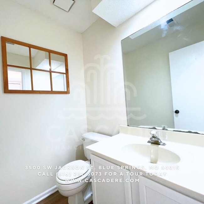 Foto del edificio - 3502 SW Jackson St