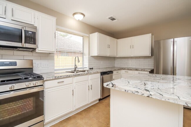 Foto del edificio - 22819 Willhanna Dr