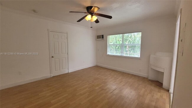 Foto del edificio - 7636 Abbott Ave