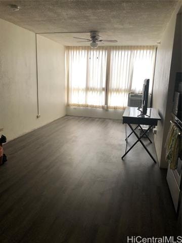 Building Photo - 5333 Likini St