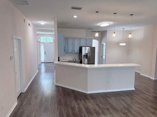 Building Photo - 3515 Laurel Mill Dr