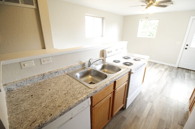 Kitchen w/common space - 49 E Hudson St