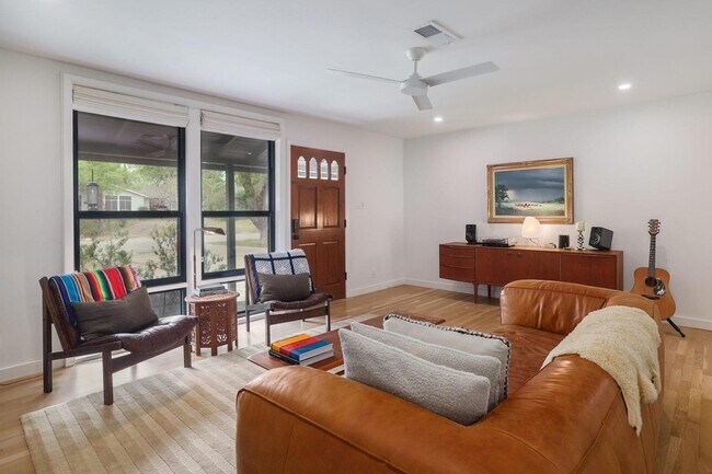 Foto del edificio - 5205 Andover Pl