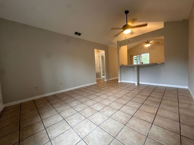 Building Photo - 10465 Riva Ridge Trail