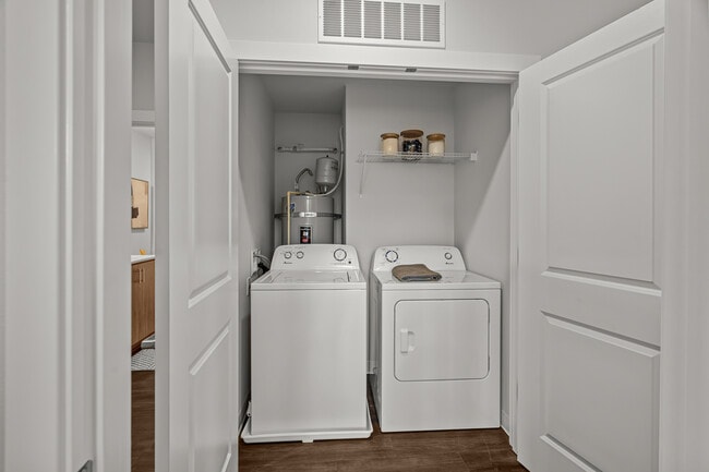 Building Photo - The Vaughn