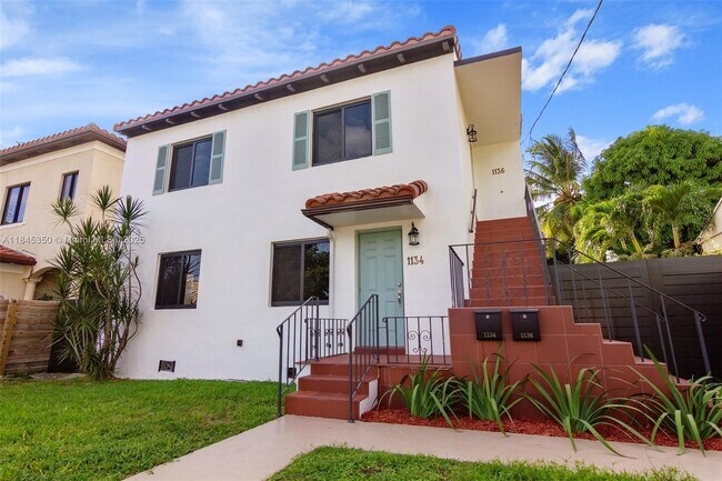 Building Photo - 1134 SW 12th Ct