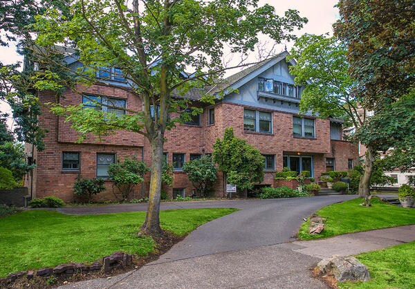 Foto del edificio - 1 W Highland Dr