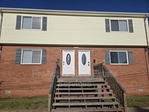Building Photo - 9523 18th Bay St