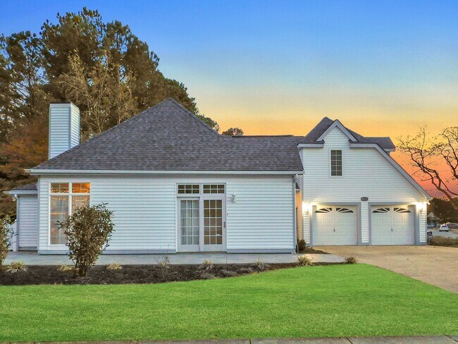 Foto del edificio - 48145 Mayflower Dr