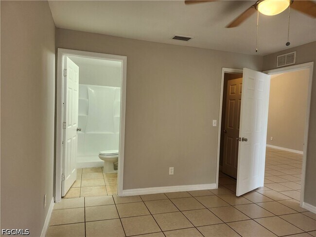 Building Photo - 1110 Hightower Ave S