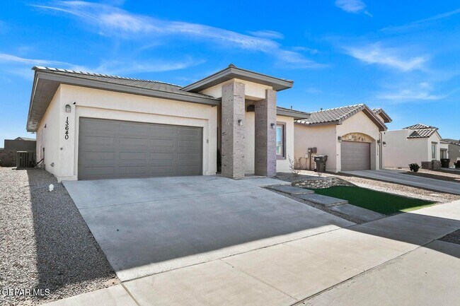 Building Photo - 13640 Matfen Ave