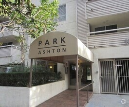 Building Photo - 10960 Ashton Ave