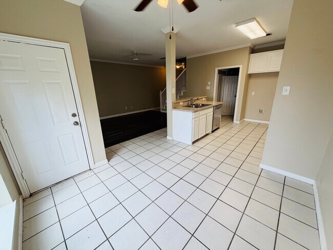 Foto del edificio - 5808 Blackmon Ct