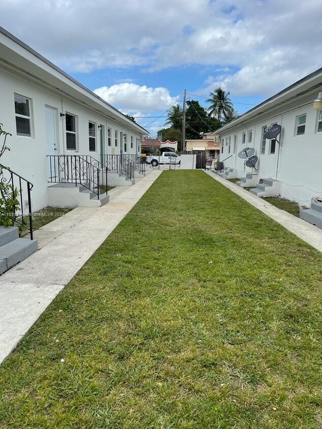 2140 NW 24th St Unit 2, Miami, FL 33142 Apartment for Rent in Miami