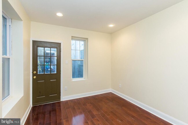 Foto del edificio - 1415 N Lawrence St