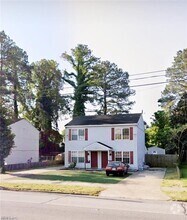 Building Photo - 1447 W Little Creek Rd