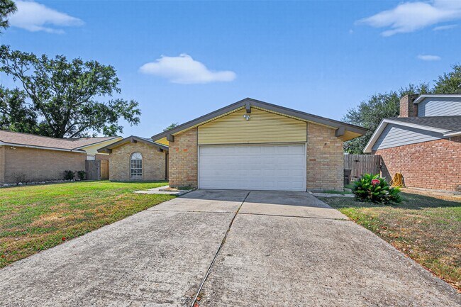 Foto del edificio - 8623 Riverside Walk Ln