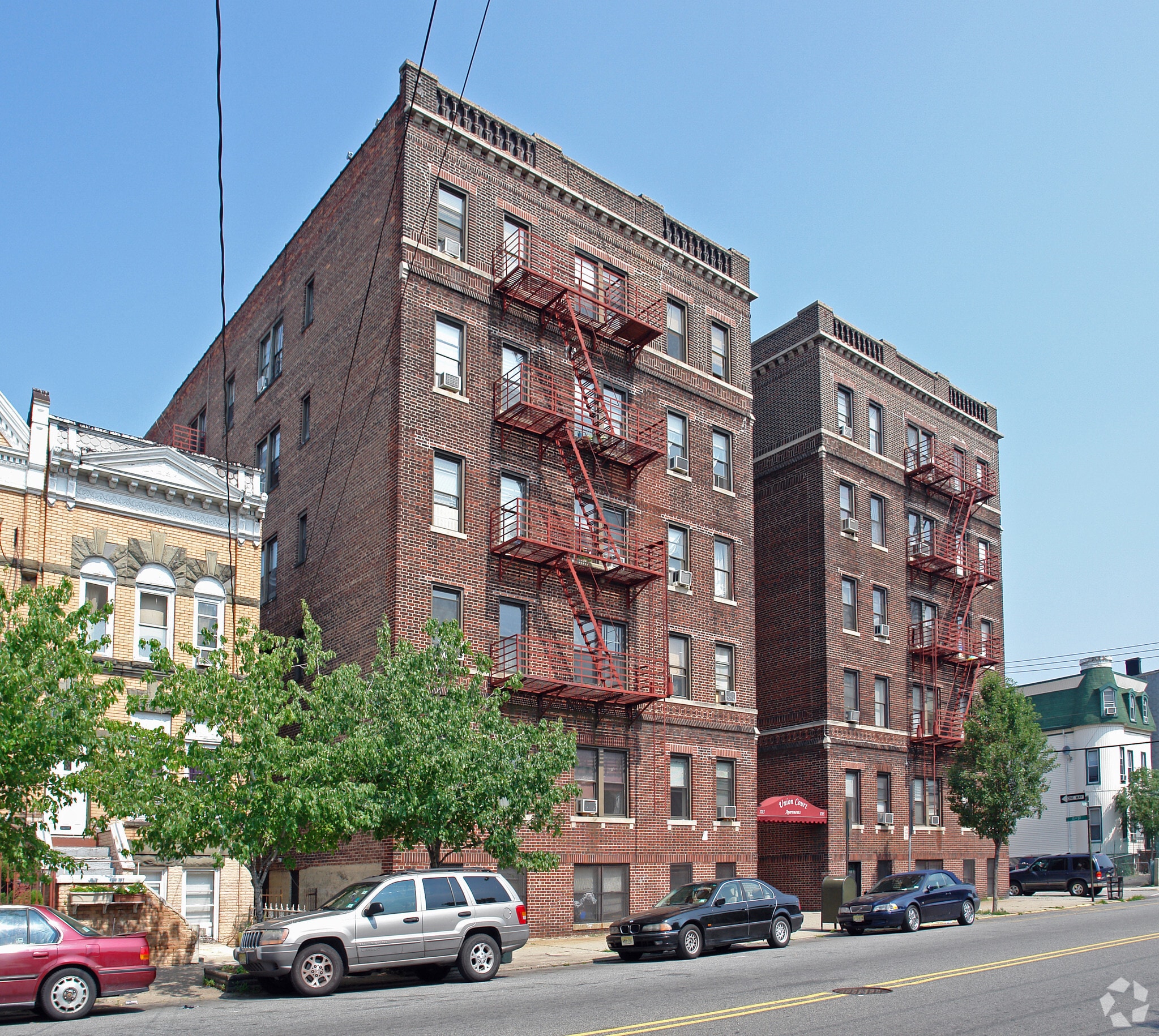 Union Court Condominions