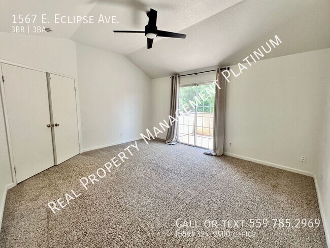 Foto del edificio - 1567 E Eclipse Ave