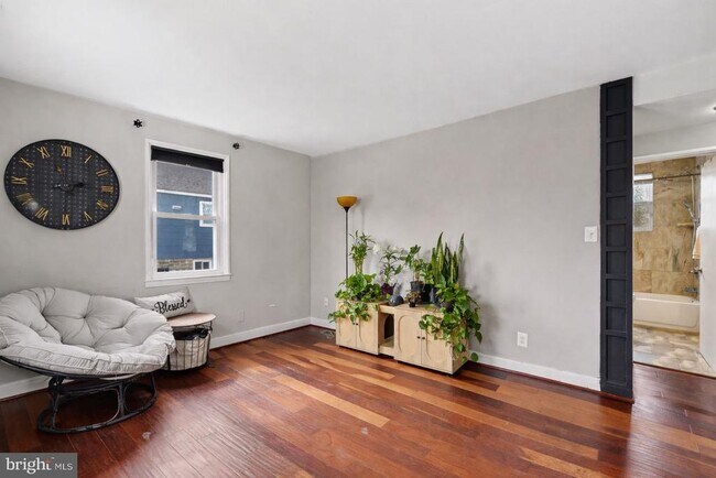 Foto del edificio - 2507 Glencoe Rd