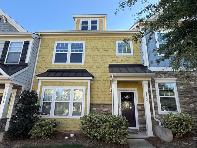 Townhome - 15112 Meacham Farm Dr