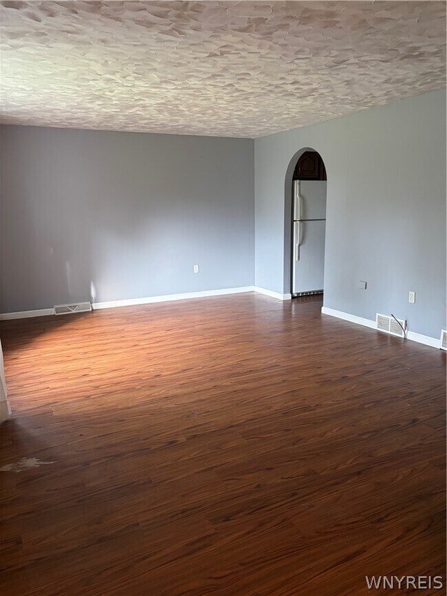 Building Photo - 2027 Tuscarora Rd