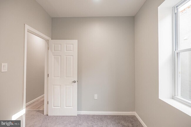 Foto del edificio - 2224 N Van Pelt St