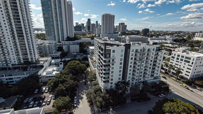 Building Photo - 2275 Biscayne Blvd Blvd