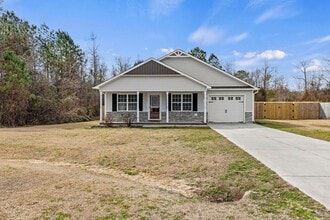 Building Photo - 116 Heavens Gate Dr