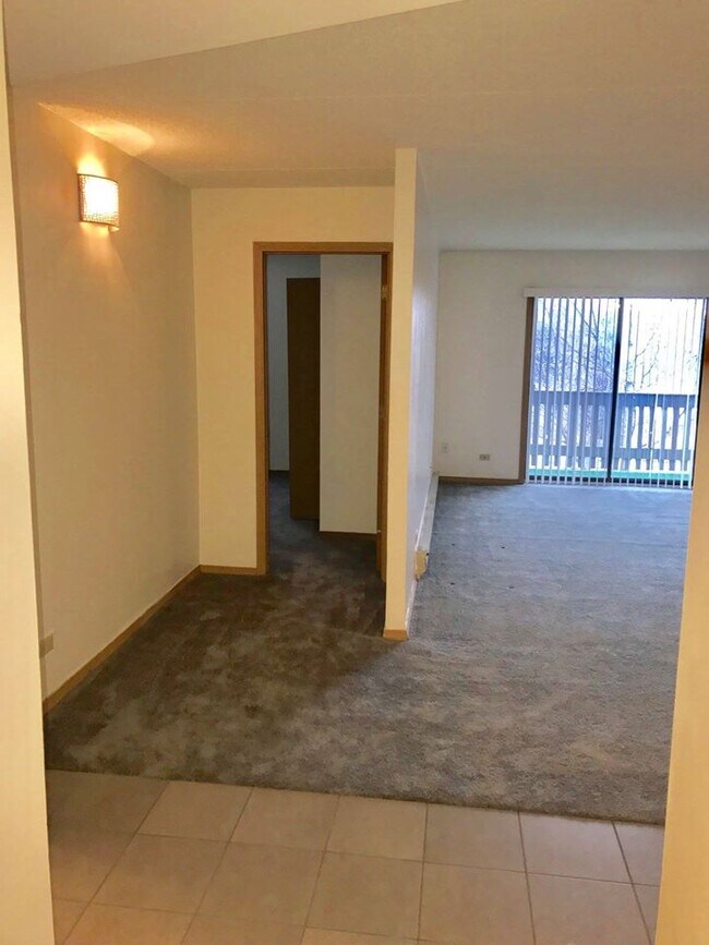 1820 N Delany Rd Gurnee Il 60031 Apartments Gurnee Il Apartments Com