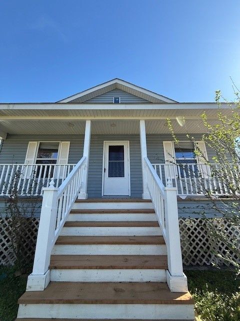 Foto principal - 813 Stanley St
