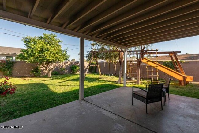 Building Photo - 7023 E Monte Vista Rd