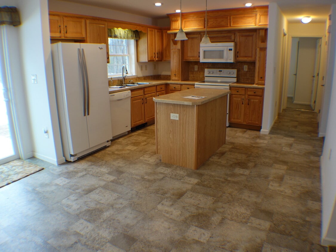 Primary Photo - Single Family Ranch Style Home- South Berw...