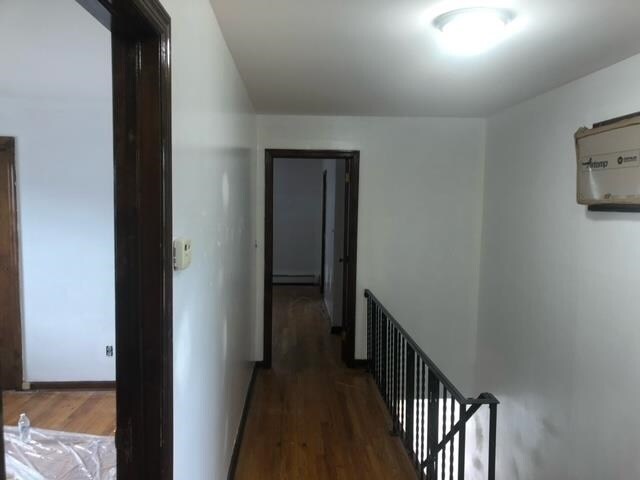 Foto del edificio - 92 Malcolm Ave