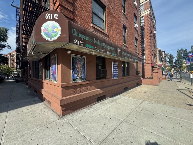 Foto del edificio - 140 Wadsworth Ave