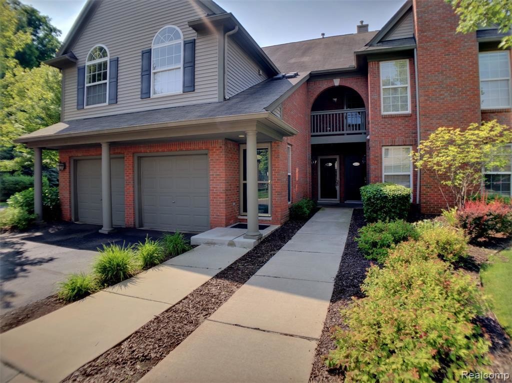 Foto principal - 28526 Carlton Way Dr