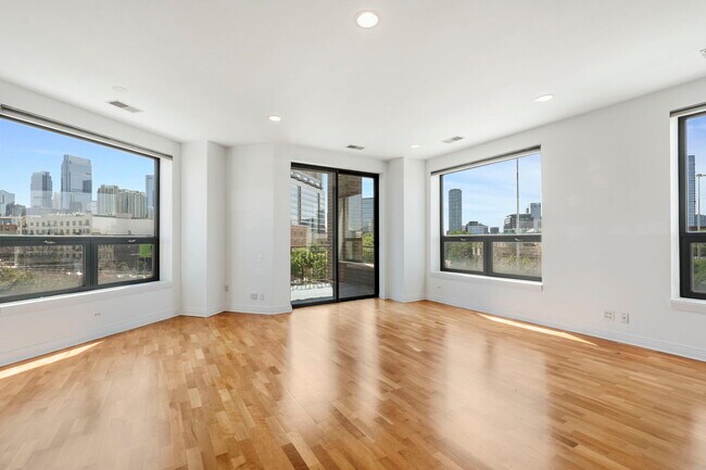 Foto del edificio - 859 W Erie St