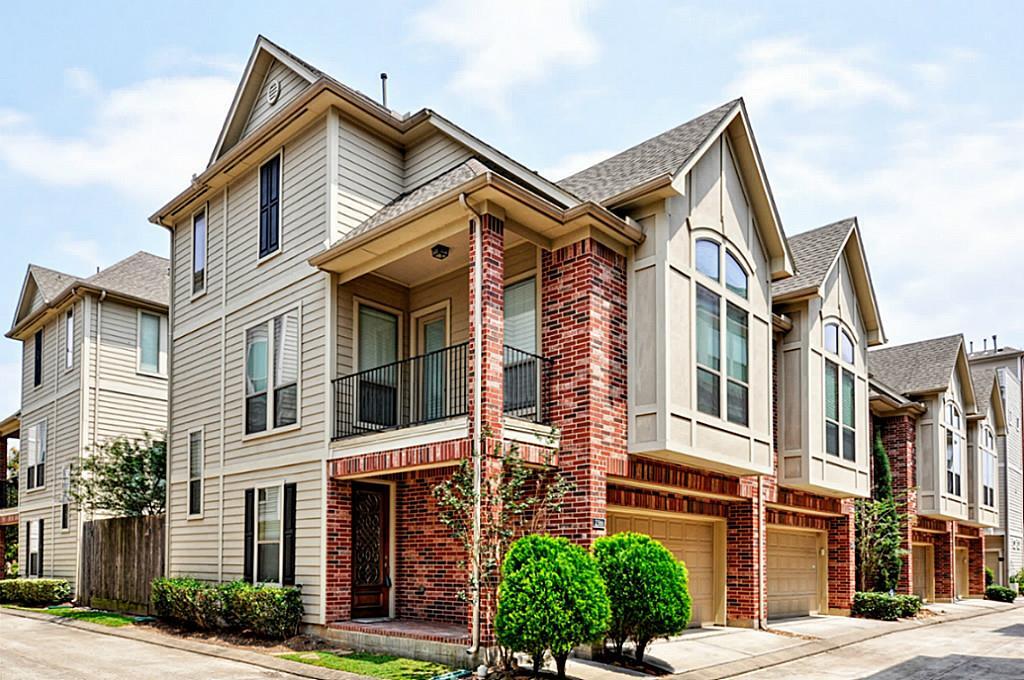 Foto principal - 2366 Bastrop St