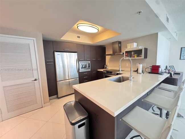 Building Photo - 200 Sunny Isles Blvd