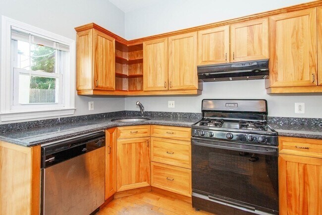 Foto del edificio - 539 E 4th St