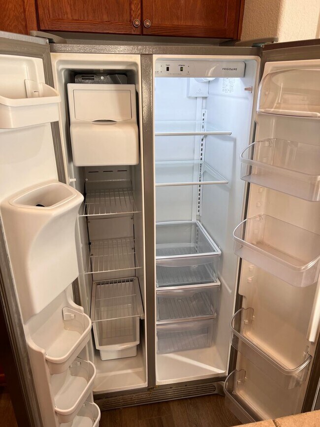 Home in Royal Oaks Estates Subdivision House Rental in Fernley, NV