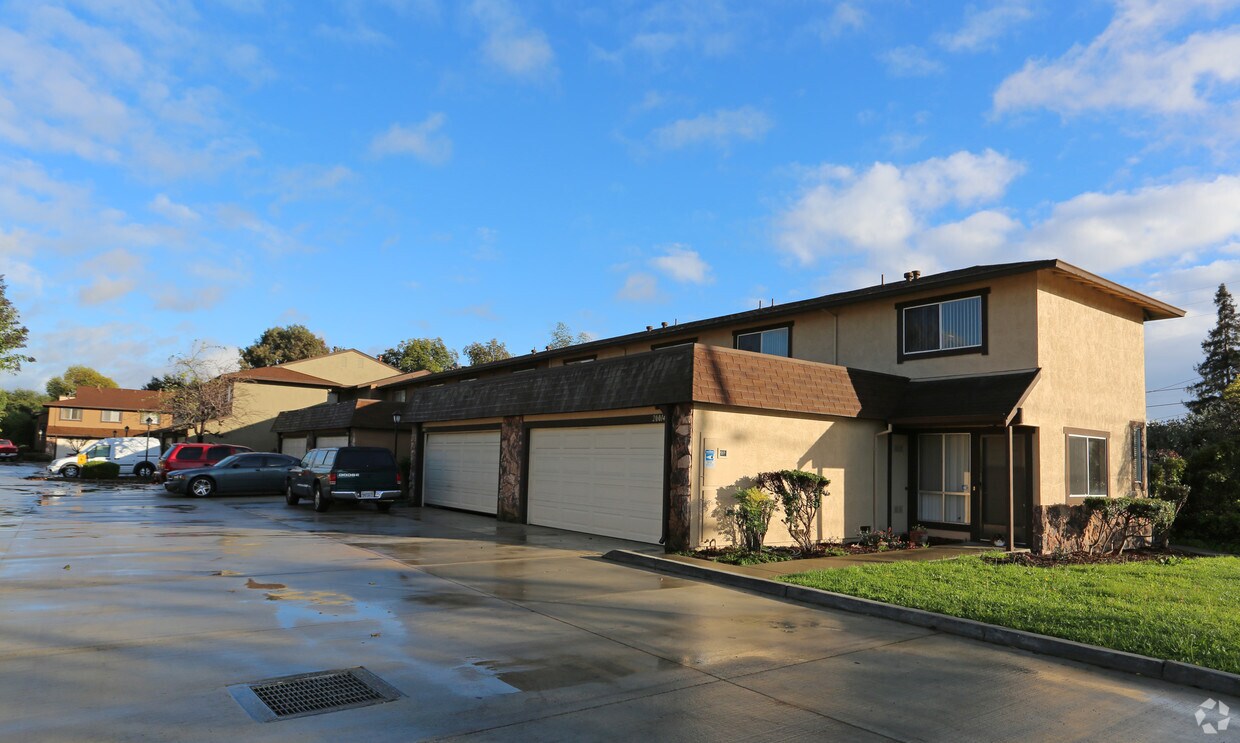 Foto principal - Anita Town Homes
