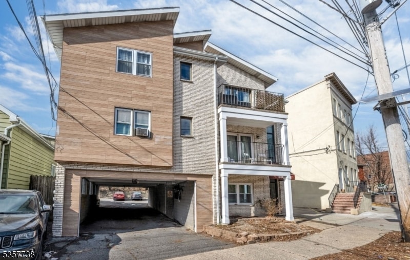 Primary Photo - 349 Gorge Rd