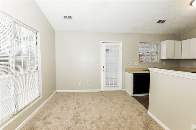 Building Photo - 5426 Glen Haven Dr