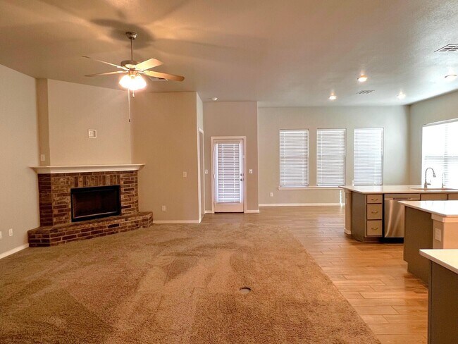 Building Photo - 9807 Viola Ave