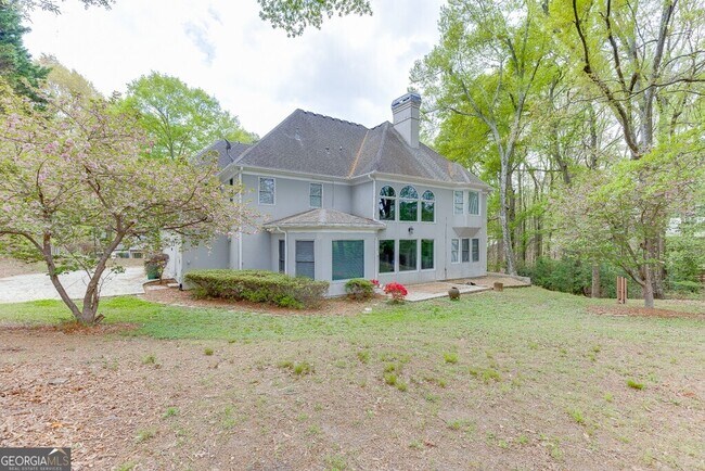 Foto del edificio - 9345 Riverclub Pkwy