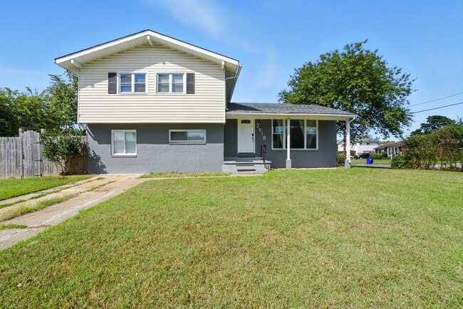 Foto del edificio - 2918 Somerset Ln